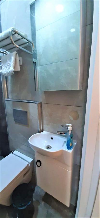 Valide-Maide Hotel อิสตันบูล ภายนอก รูปภาพ